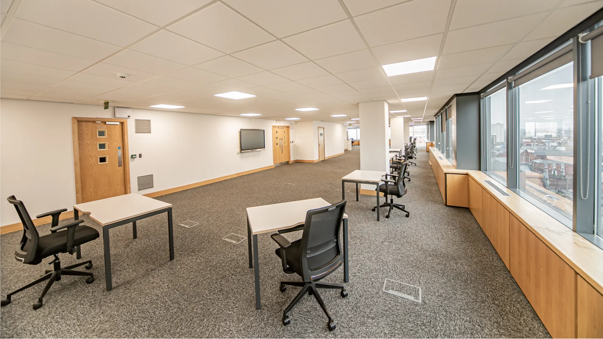 Office Space Section Img